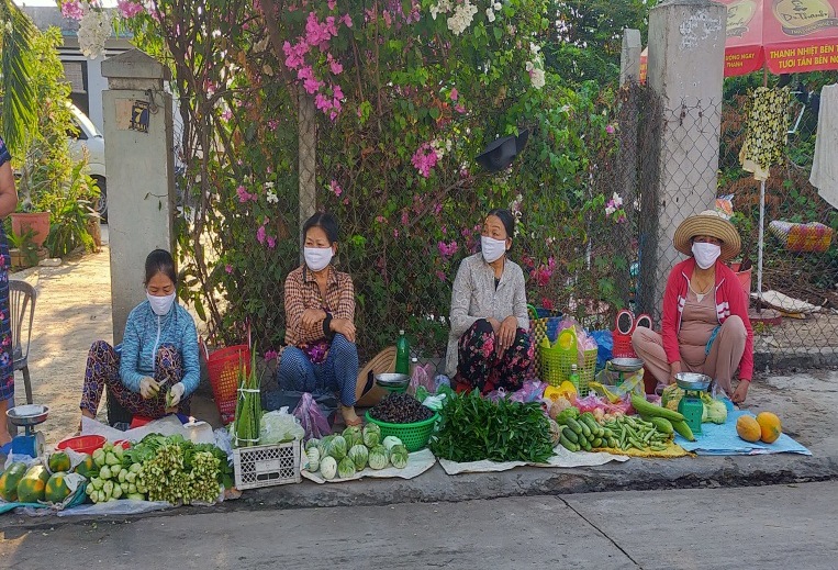 Chum tin hoat dong cac cap Hoi PN Nha Trang thang 4 anh 6 chinh sua.jpg (231 KB)